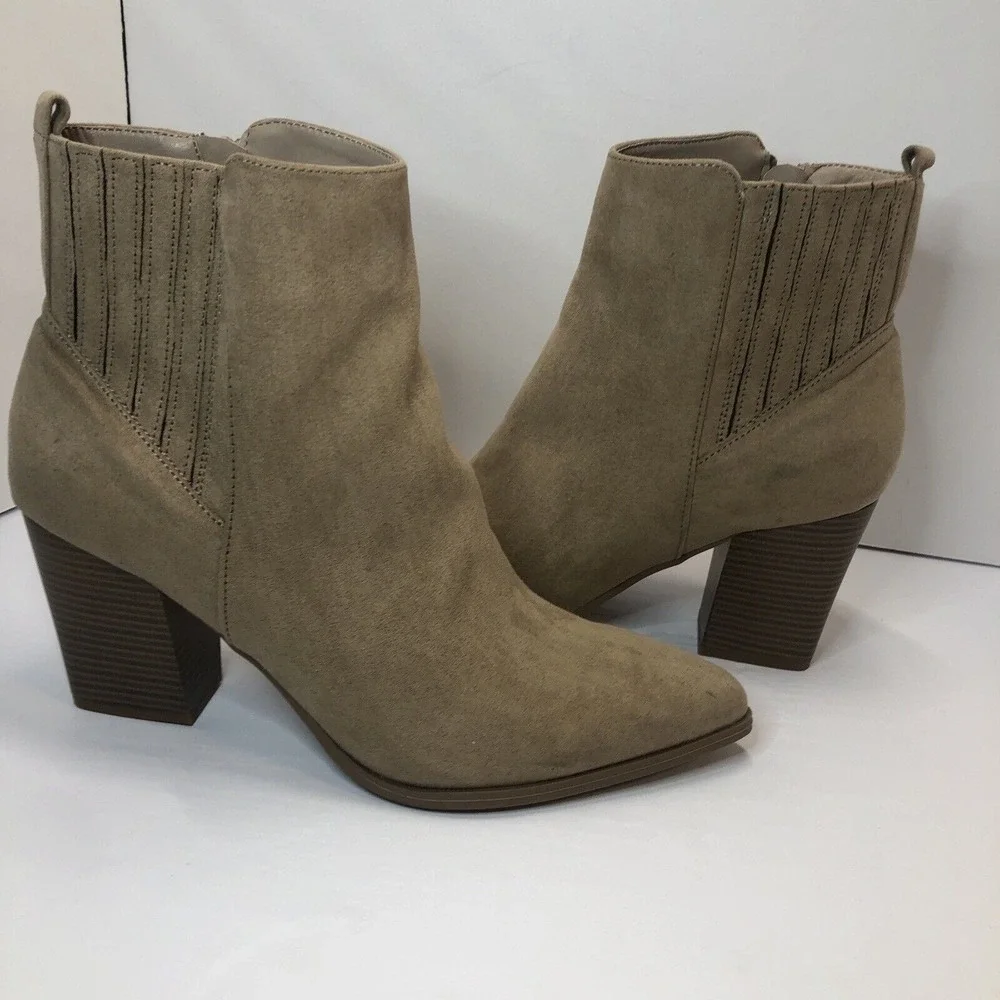 JustFab Ankle Booties‎ Boots Women Size 9 Tan Stacked Heel Zip Tan Faux Suede